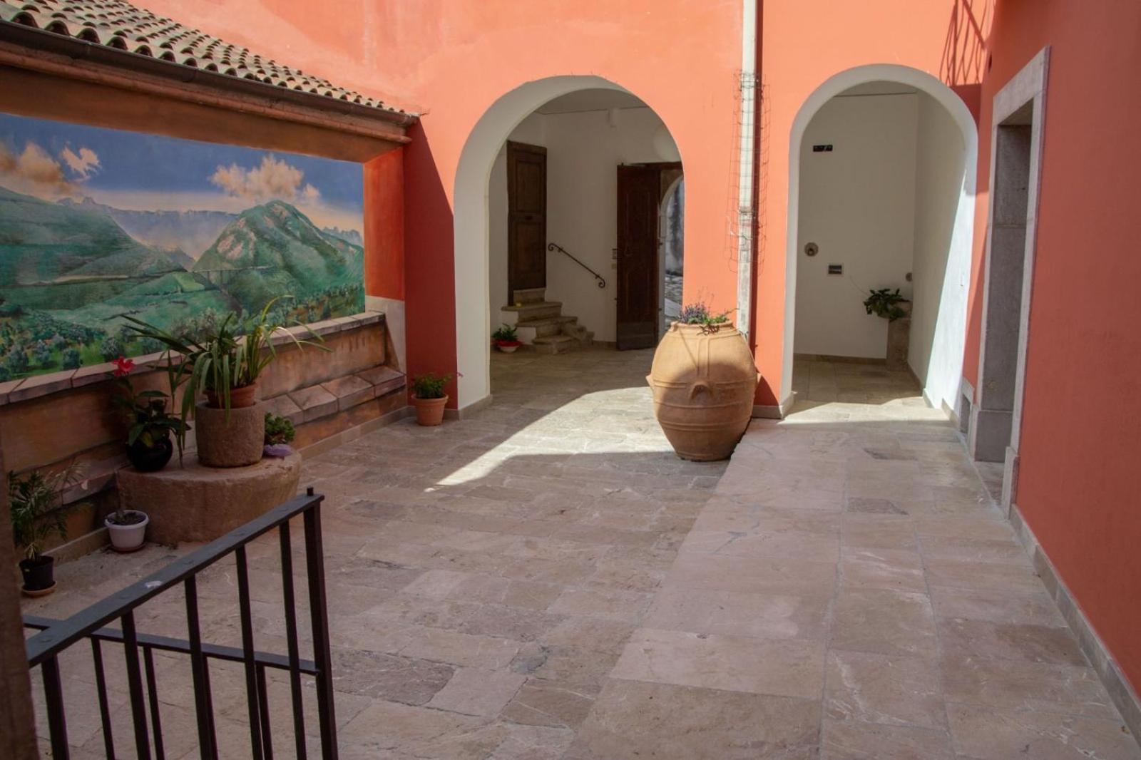 ホテル Palazzo Gentilizio De Maffutiis Auletta エクステリア 写真